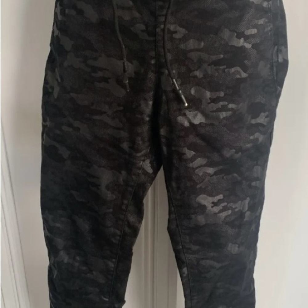 Flog Shelly Green Camo joggers - Picture 4 of 5